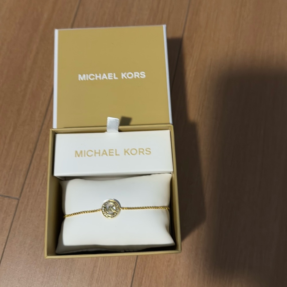Michael Kors bracelet in box